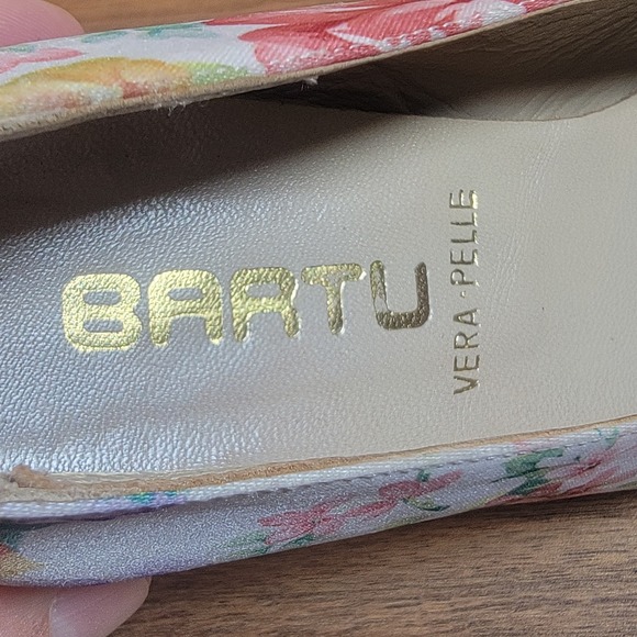 Vera Pelle Bartu Floral Print Leather Flats Made in Italy Womens EU Size 39 US 8 - Picture 10 of 10